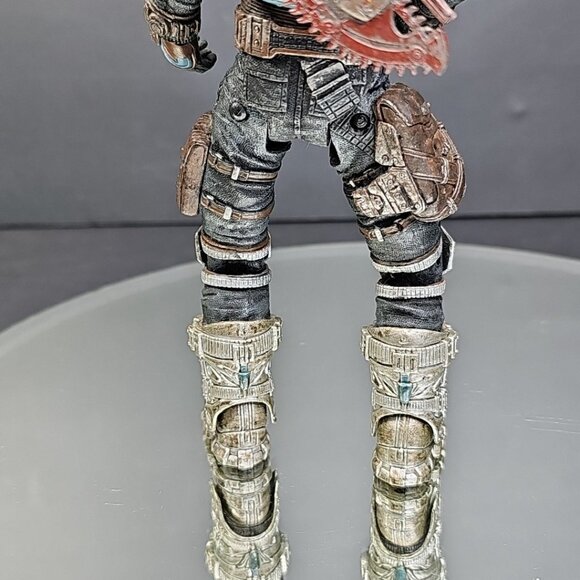 Neca Gears Of War 2 COG Soldier 7" Action Figure With Rifle - Picture 7 of 15